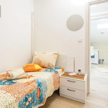 Bellevue - Pul330 By Interhome *